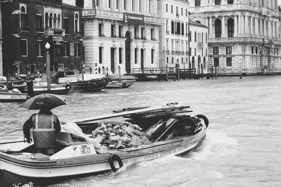 Venezia canale grande boats photo