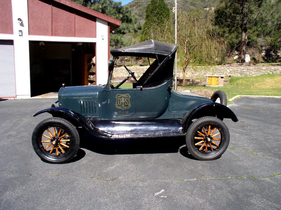 FS Model T vehicle HPotvin 2003