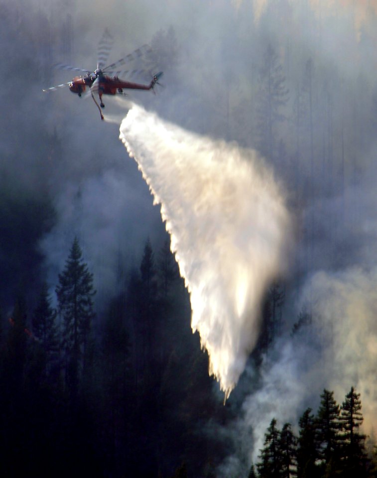 MT HOOD-MT HOOD COMPLEX SKYCRANE OPERATIONS 005