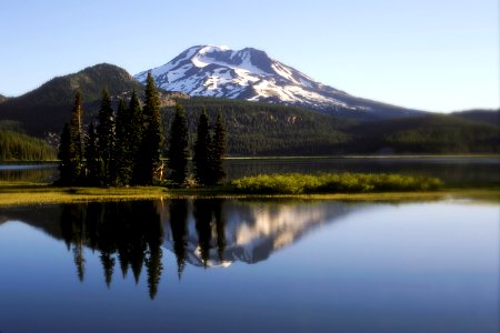 Sparks Lake and South Sister-Deschutes photo