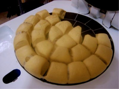 Pan de arracacha cortado de la masa
