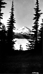 470136 Glacier Peak, Mt. Baker NF, WA 1952 photo