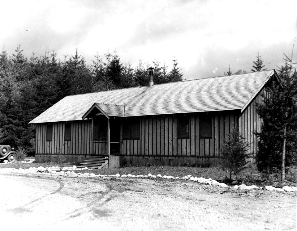 340335 CCC Camp North Bend, Snoqualmie NF, WA 1936 photo