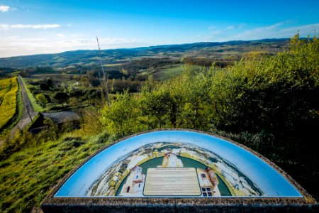 Castelnau-de-Montmiral