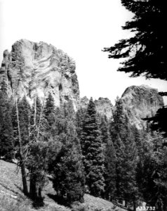 433732 Rabbit Ears Formation, Rogue River NF, 1944