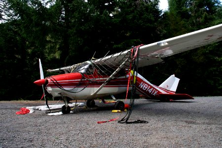 Marion Lake Plane Crash Recovery-At Trailhead, Willamette National Forest photo