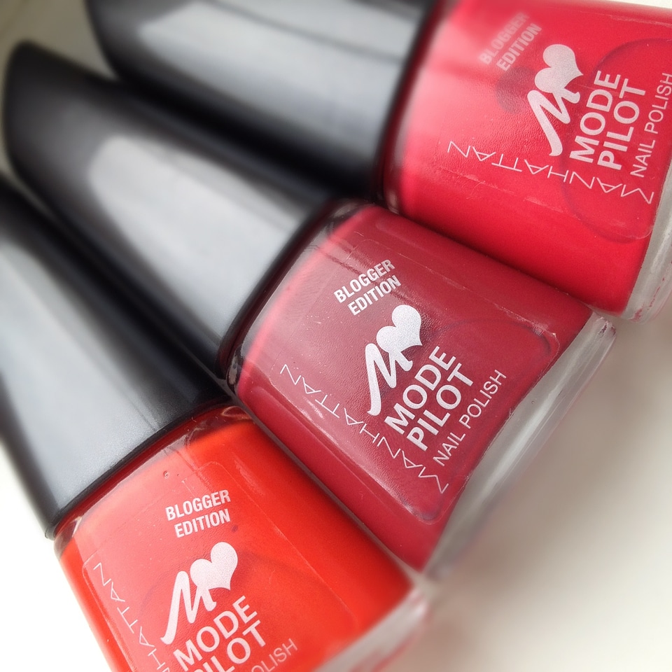 Nail varnish red fingernails