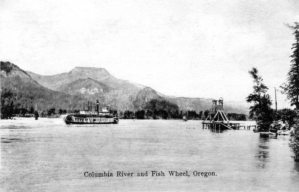 Columbia River and Fish Wheel
