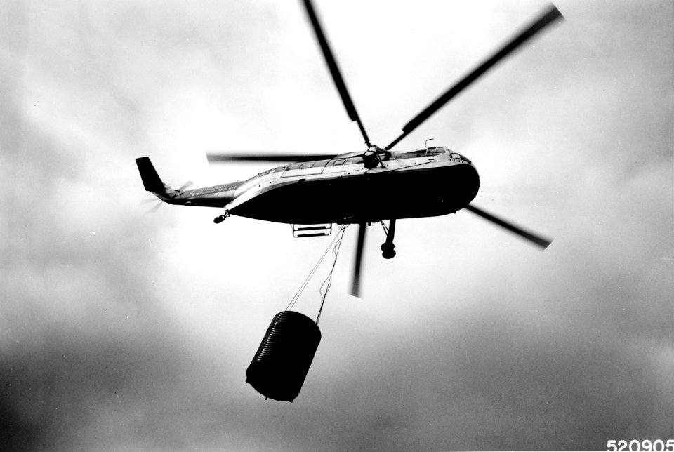520905 S-61 with Fire Bucket, Deschutes NF, OR 1970
