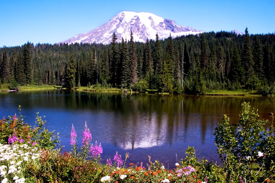 Crescent Lake and Mt Rainier-Mt Baker Snoqualmie