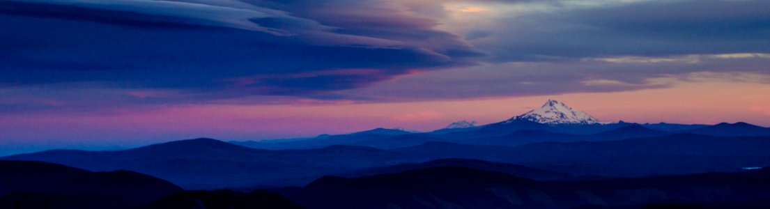 Mt Jefferson, Three Sisters & Mt Bachelor at Sunset from Timberline Lodge-Panoramic photo