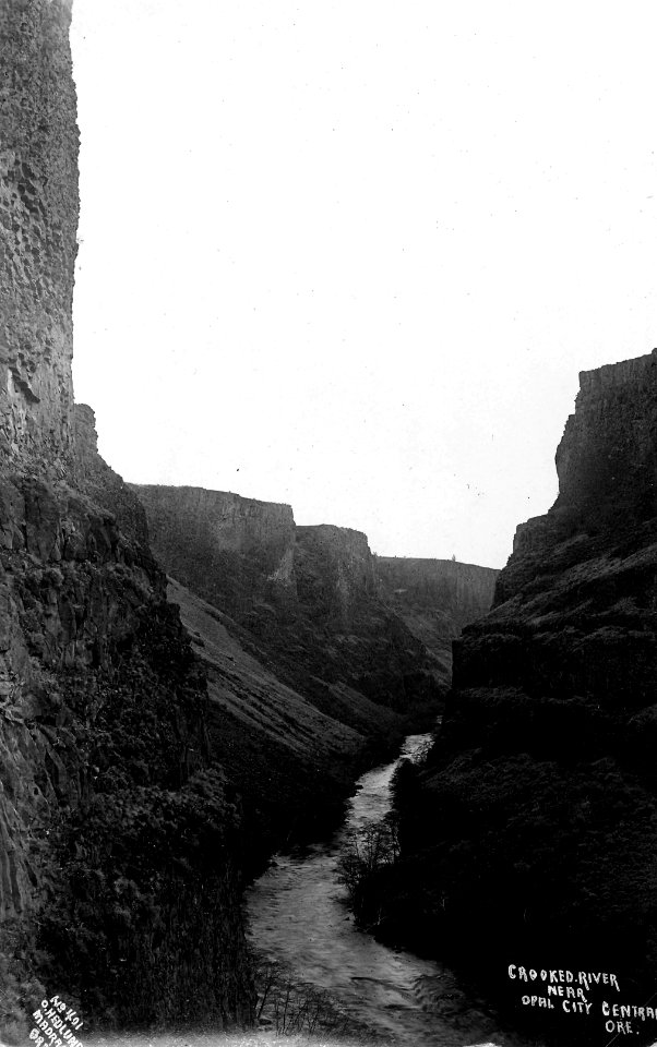 No 401 Crooked River near Opal City, Central Ore - Hedlund