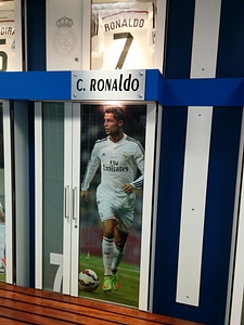 Ronaldo footballer santiago bernabeu