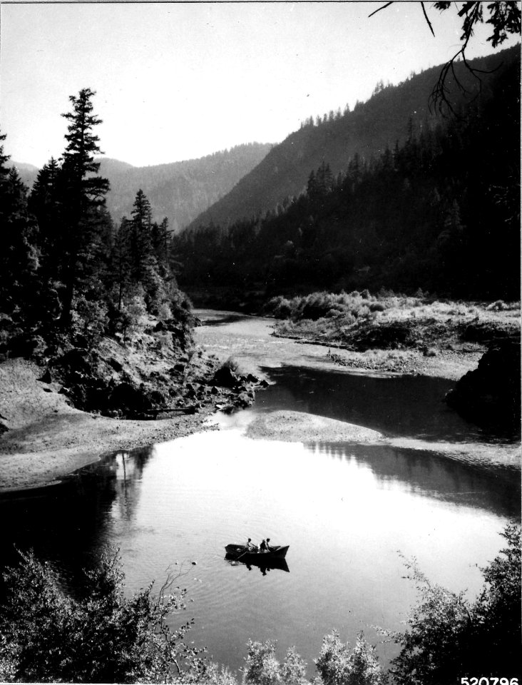 520796 Rogue River Near Marial, Siskiyou NF, OR 1969