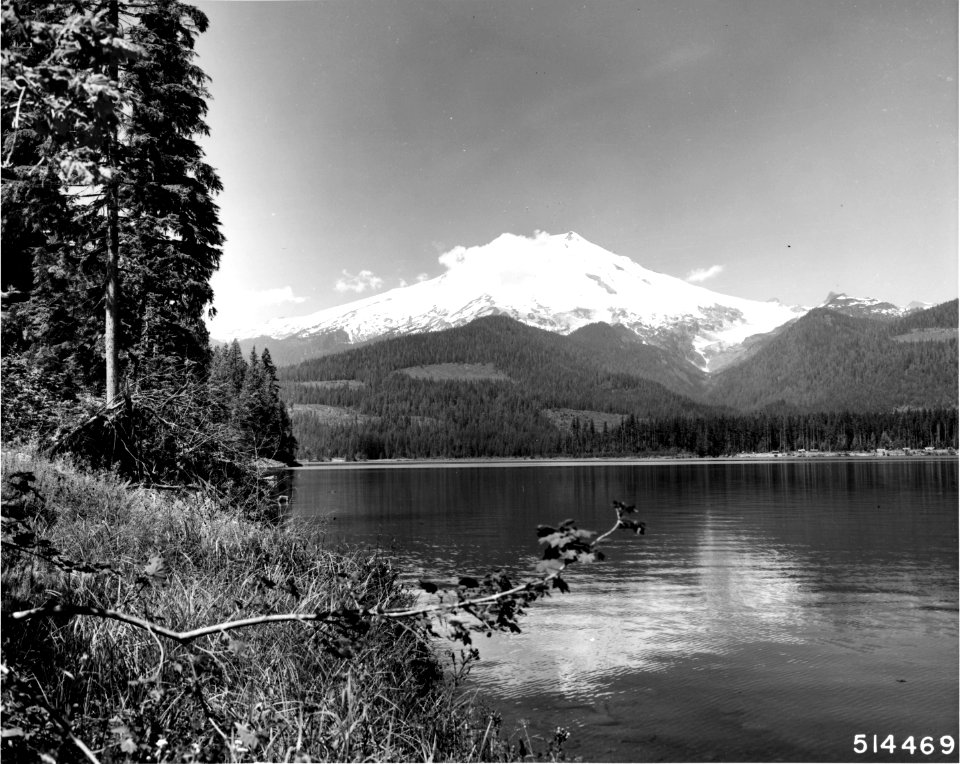 514469 Mt Baker & Baker Lake, Mt Baker NF, WA 1965 photo