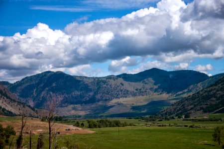 The Sinlahekin Valley from the PNT outside Loomis State Forest photo