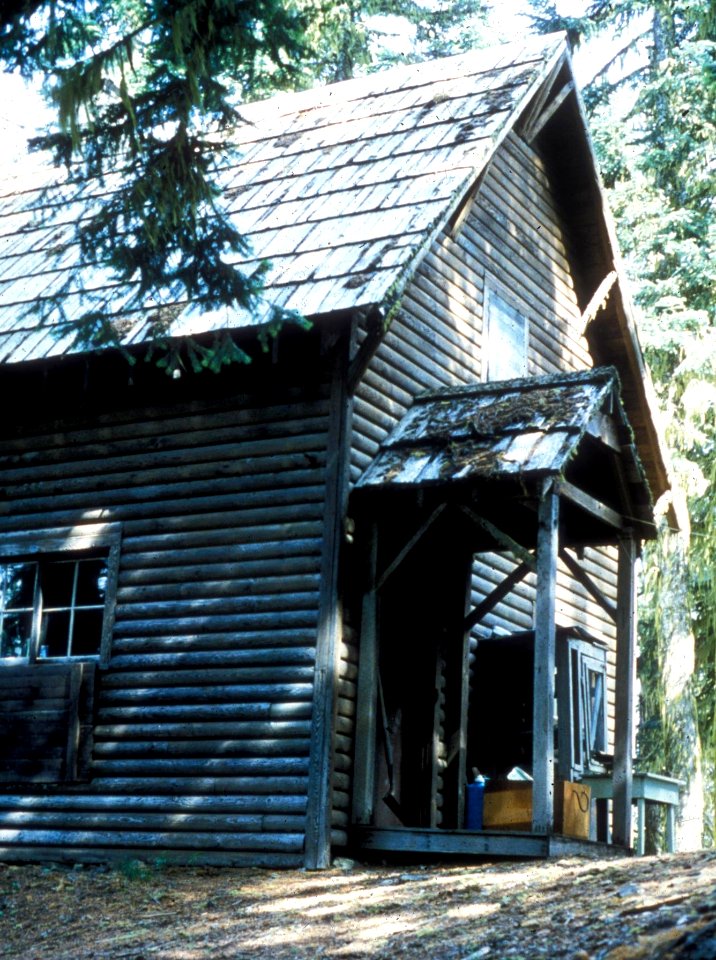 Umpqua NF - CCC Musick Guard Station, OR