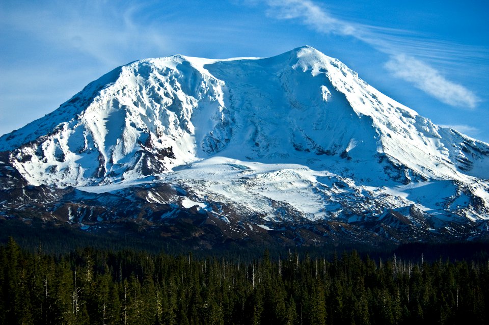 MT ADAMS FROM TAKHLAKH LAKE