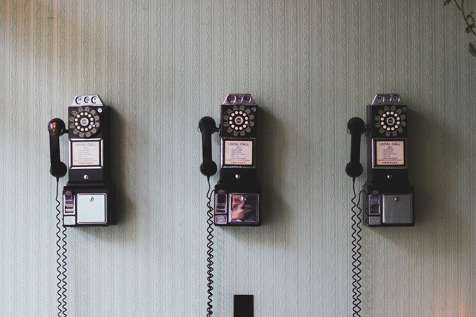 Retro dial communication