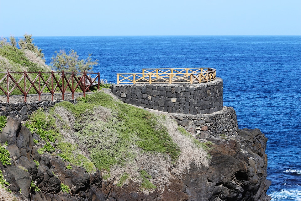 Nature landscape cliff photo