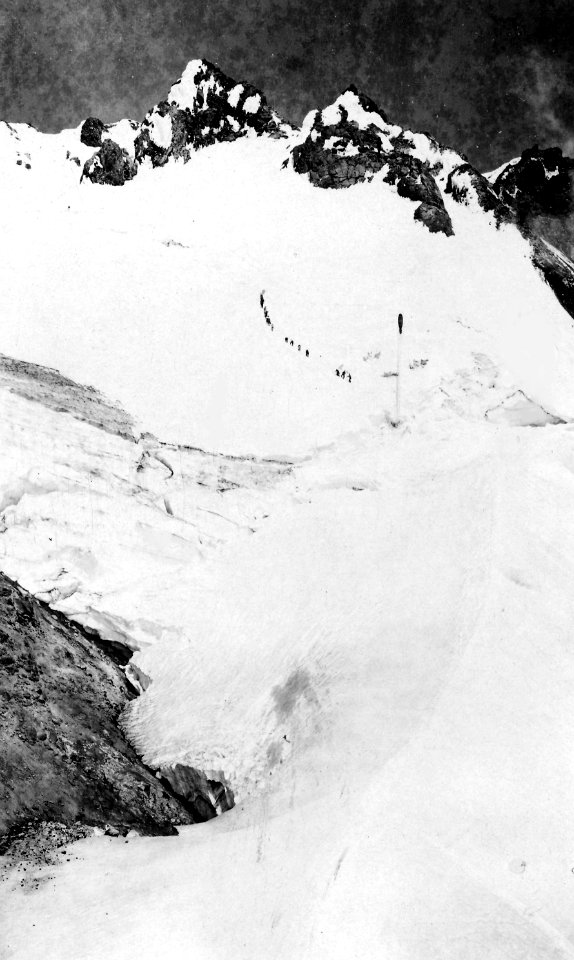 Mt. Hood Climbers 3