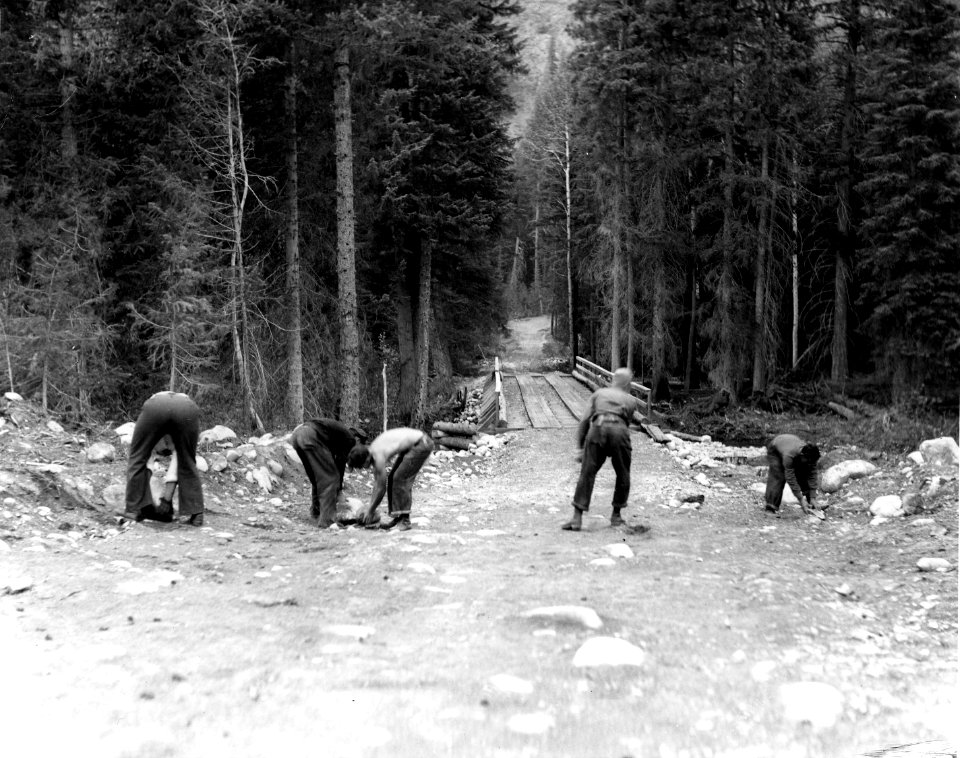 CCC Road Work at Twisp RS, Chelan NF, WA 1936