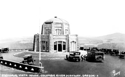 Memorial Vista House, CRH