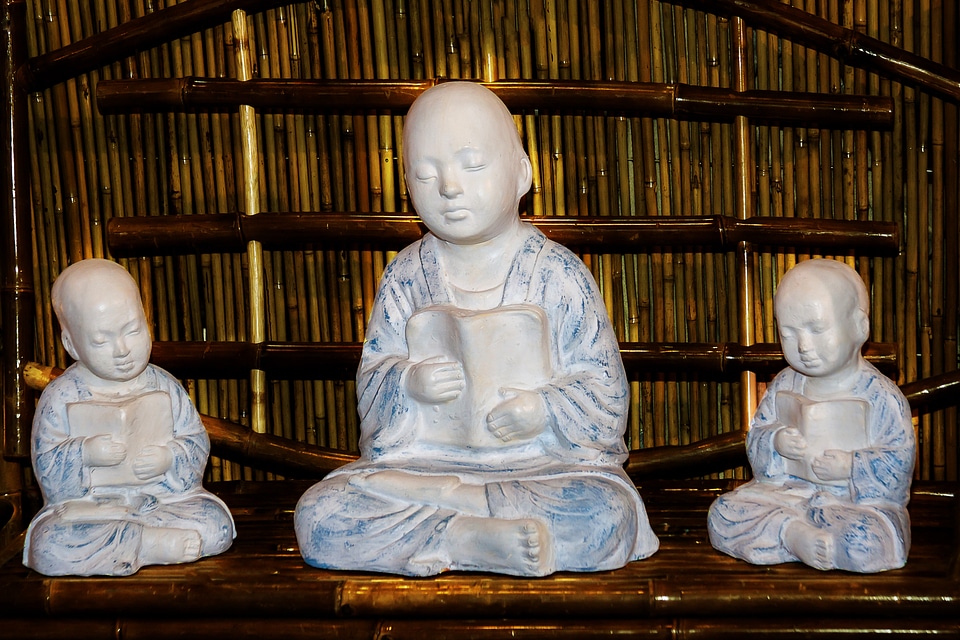 Statue religion asia