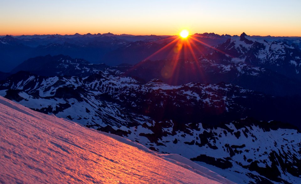 Sun shining on Snow at Boulder Ridge, Mt Baker Snoqualmie National Forest