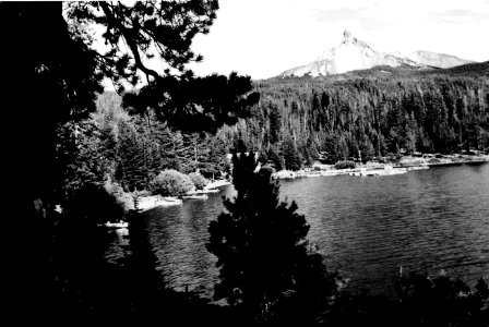 411515 Mt. Thielsen with Diamond lake, Umpqua NF, OR 1941