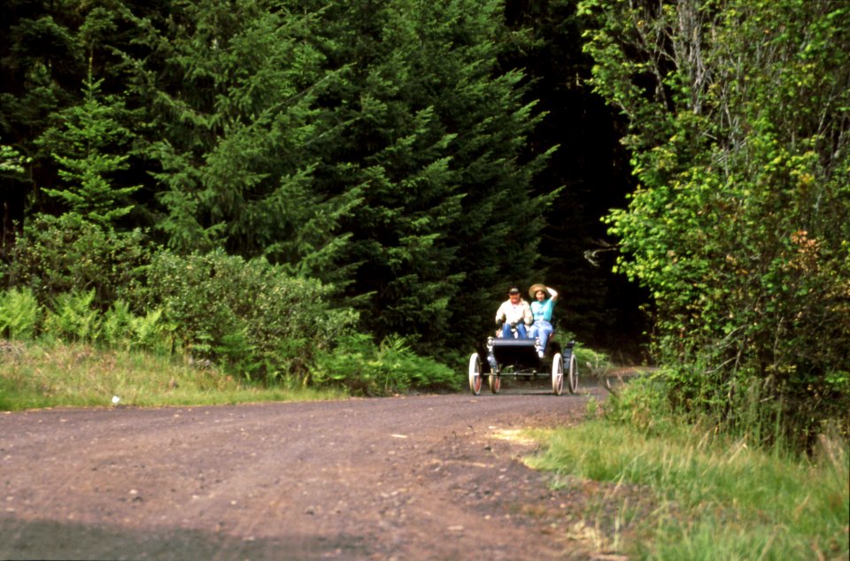 Willamette NF - 1903 Olds at Fish Lake, OR 1991p