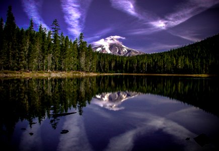 FROG LAKE AND MT HOOD-MT HOOD photo