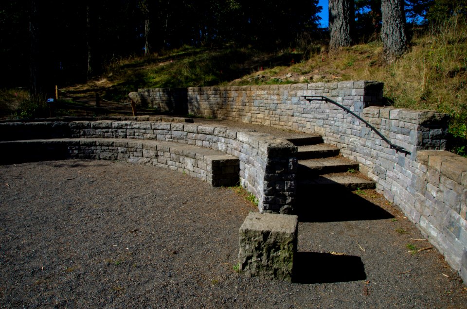 Detail of Nancy Russell Overlook 2-Columbia River Gorge