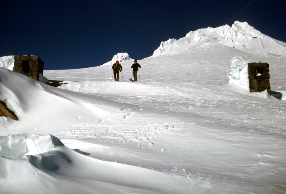 373 Mt Hood Nat'l Forest Silcox hut buried in snow, record year 1971-72