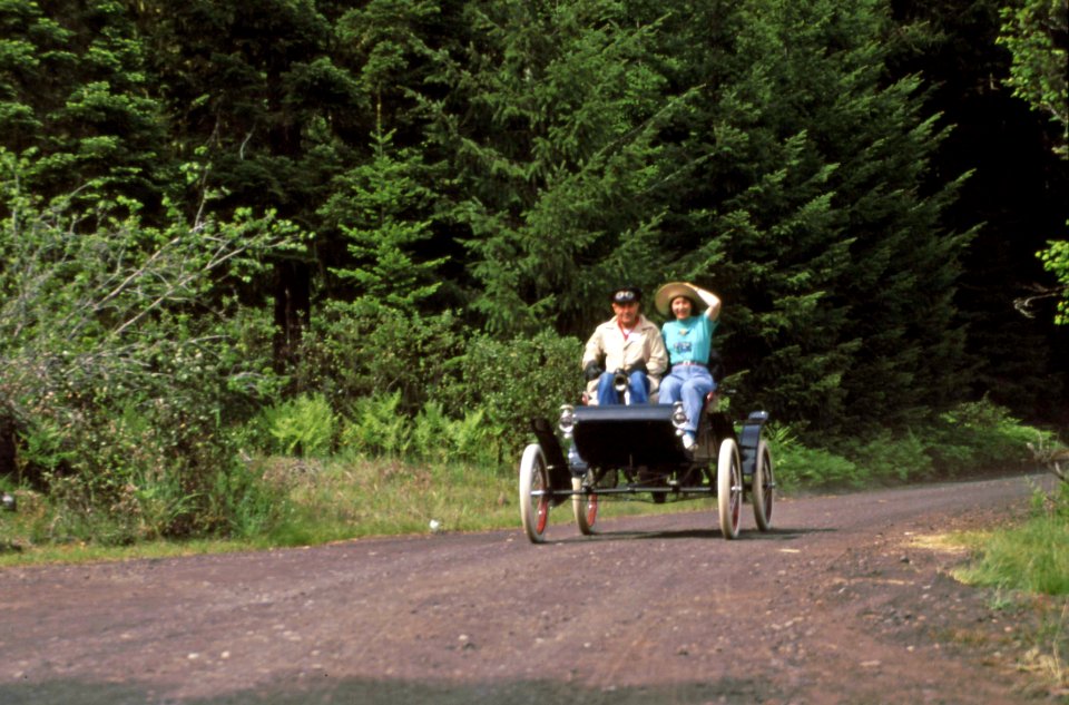 Willamette NF - 1903 Olds at Fish Lake, OR 1991n