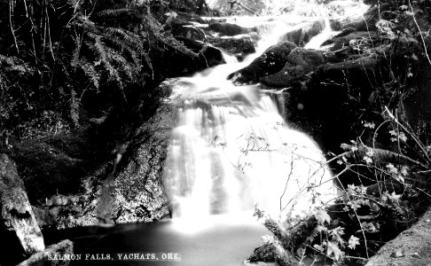 Salmon Falls, Yachats, Ore. photo