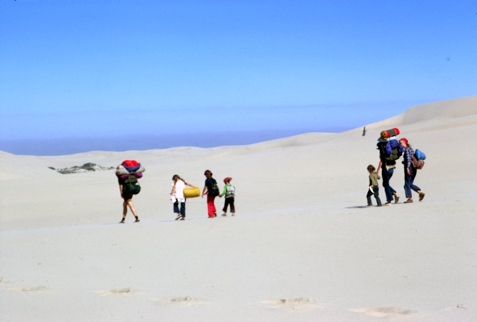 Oregon Dunes NRA,dedication day hikers on the dunes, Siuslaw National Forest-3.jpg