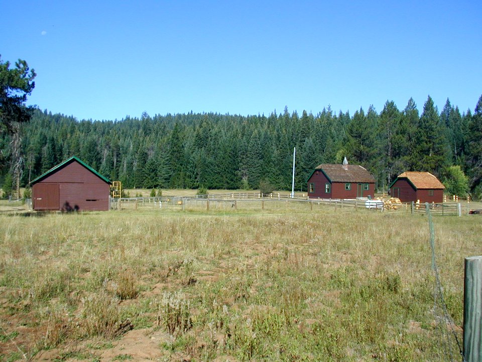 Lodgepole Guard Station, Rogue River-Siskiyou National Forest