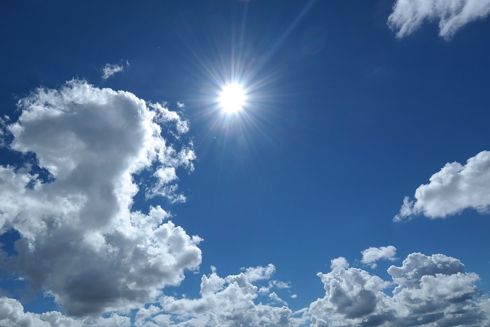 Clouds beautiful day sol