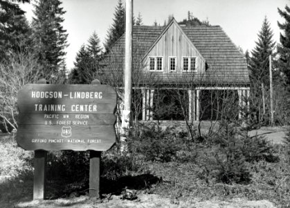 Hodgson-Lindberg Training Center. PNW, GPNF, WA c1957
