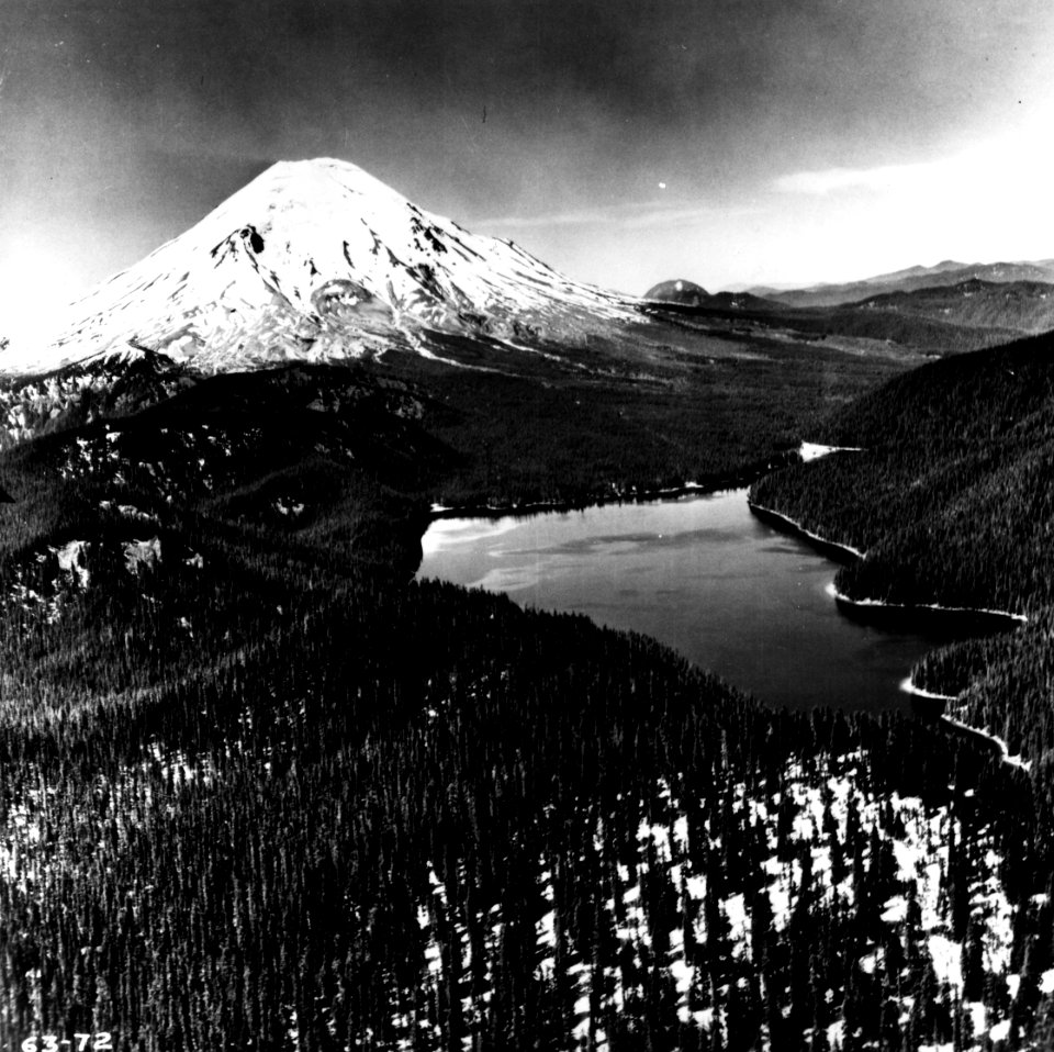 529647 Mount St. Helens & Spirit Lake, WA 1963