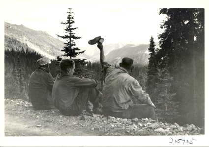 Along the Cascade Cret Trail, Harts Pass Chelan NF
