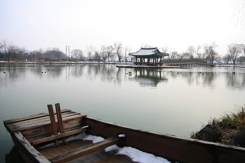 Lake poyongjeong belvedere