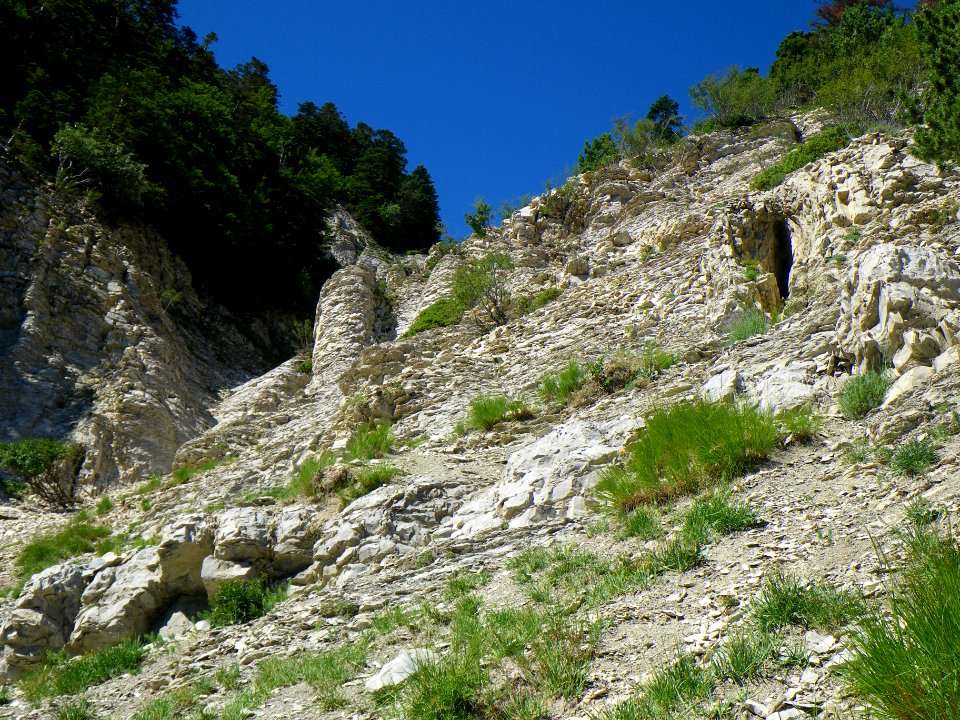 Grotte du Vent   Ravin de la  Riaille   GR9
