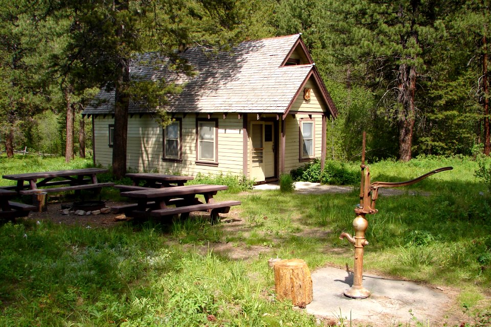 Antlers Guard Station, Wallowa Whitman National Forest