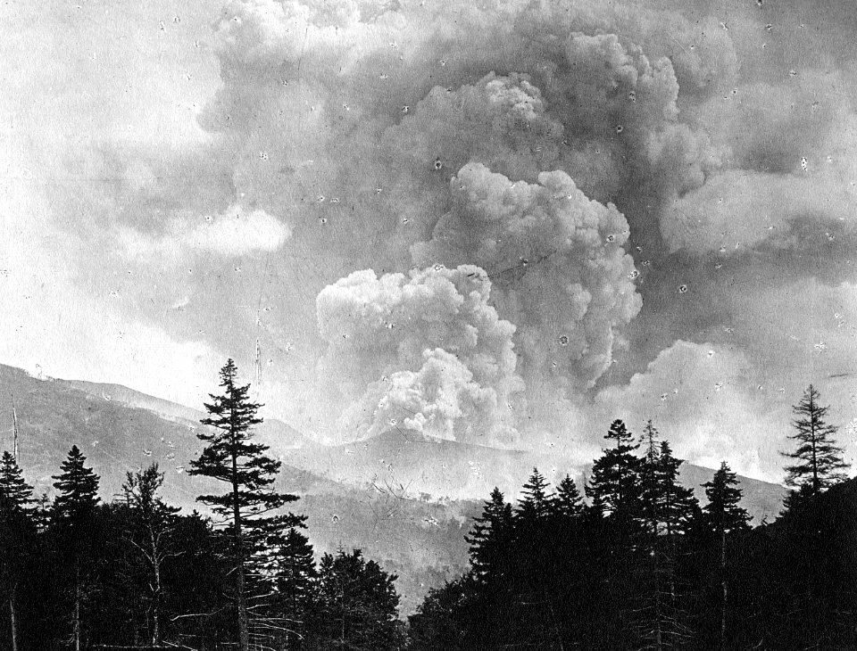 411048 Fire
