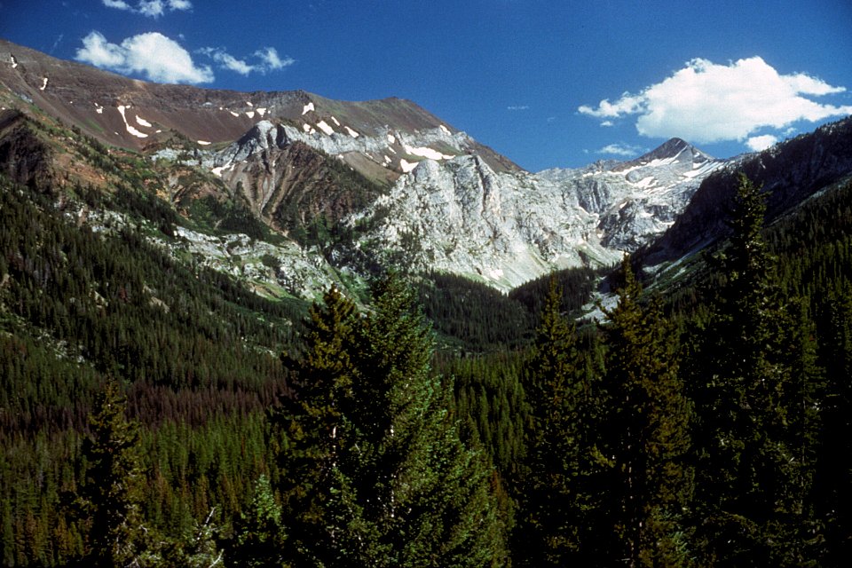 MOUNTAIN PEAKS IN EAGLE CAP WILDERNESS, Wallowa Whitman National Forest