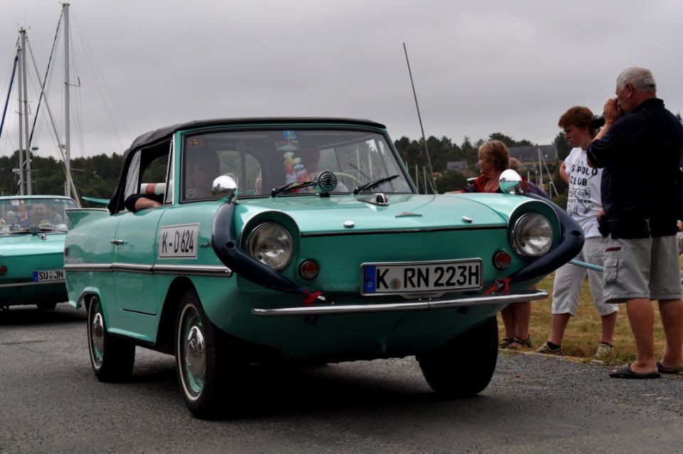 Rassemblement international de la voiture amphibie