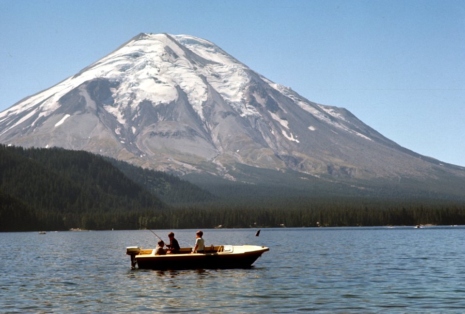 594 Gifford Pinchot National Forest, pre-eruptive Spirit Lake