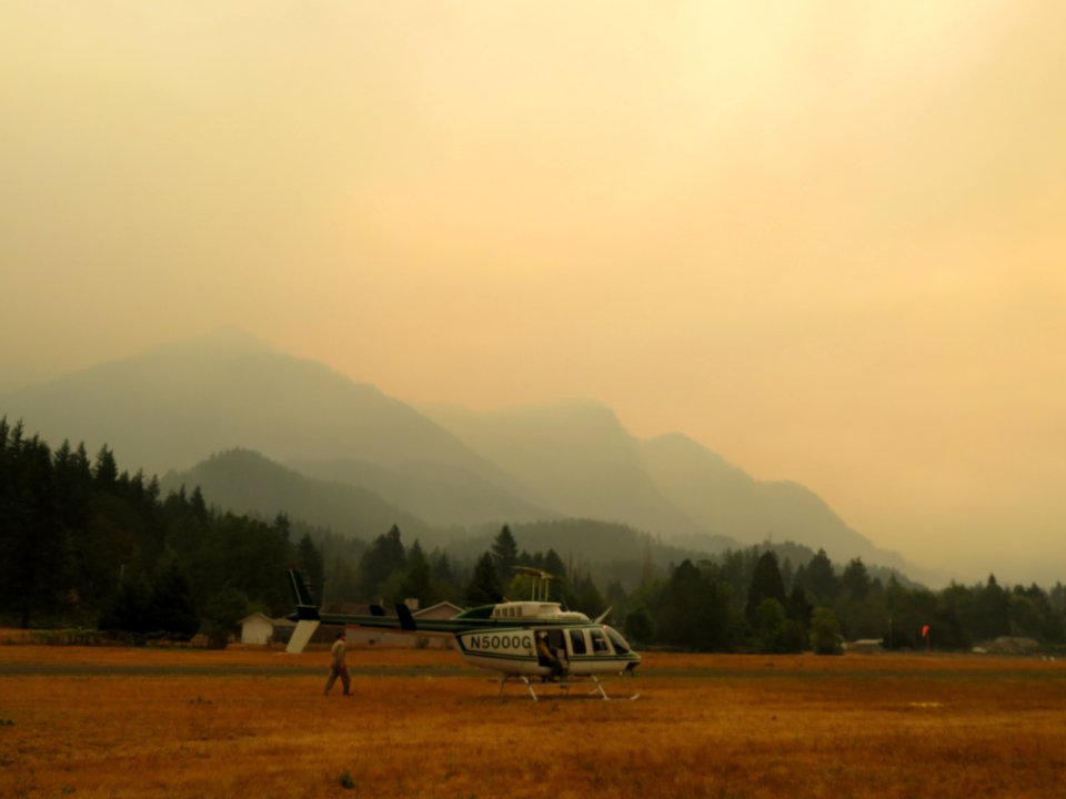 Helicopter at Eagle Creek Fire Sept. 14, 2017